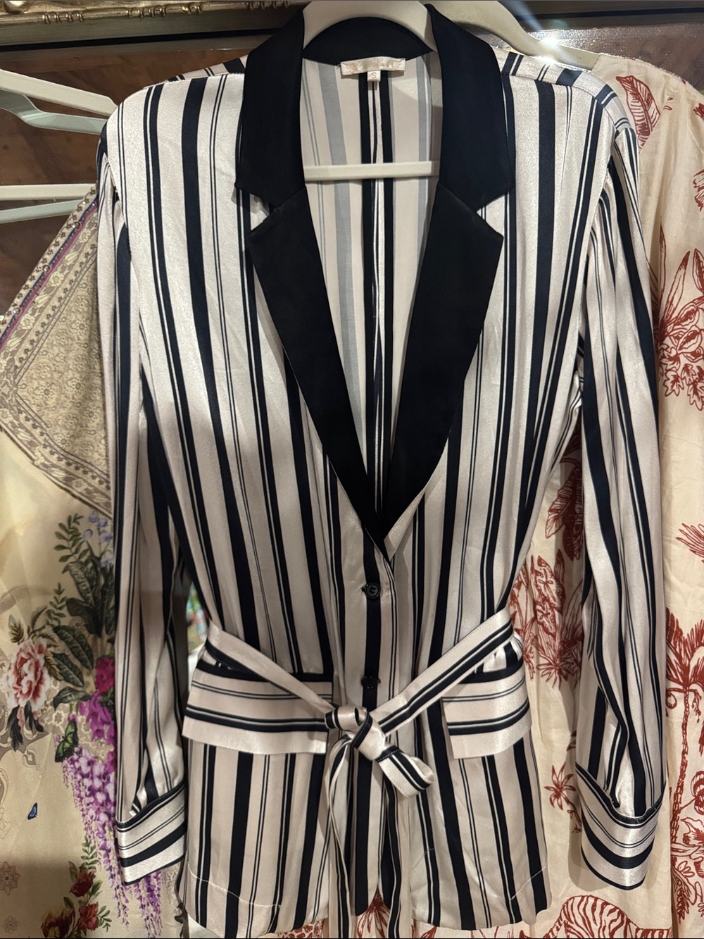Gold Hawk Luxurious Black White Striped Blaze&Belt,, Satin Silk, NWT, $335MSRP